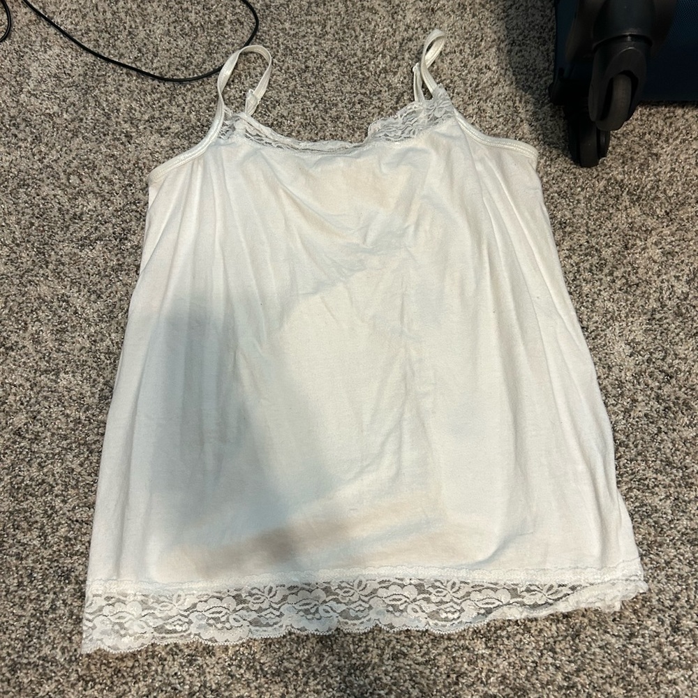 white lace tank top